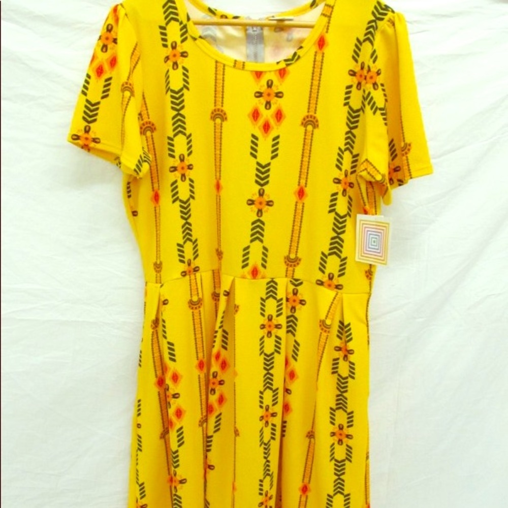 LuLaRoe Amelia size XL